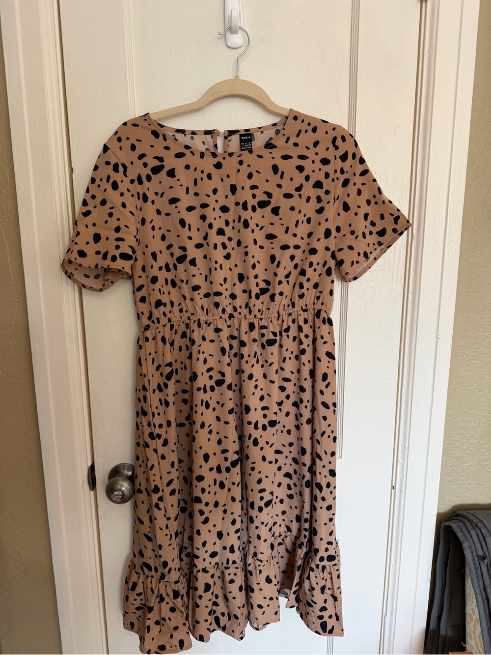 SHEIN Tan Midi Dress with Black Spot Print. Flowy bottom. Like new condition. L